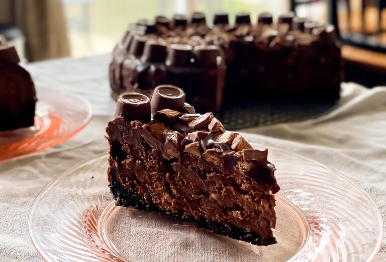Chocolate Candy Cheesecake