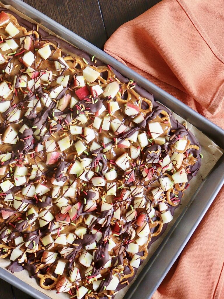 Easy Caramel Apple Bark