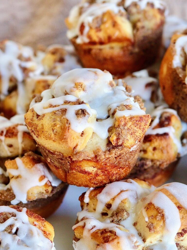 Easy Monkey Bread Muffins